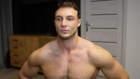 Snapshot of tom_fordd chatting on 09-11-25, 06:19 Tom online show from 09-11-25, 06:19