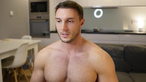 Tom online show from 11-19-25, 07:14