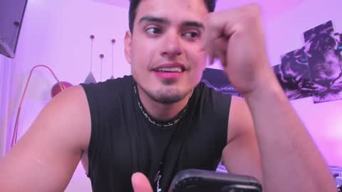 Snapshot of tom_mckleein chatting on 12-01-24, 08:53 TOM MCKLEEIN instagram online show from 12-01-24, 08:53