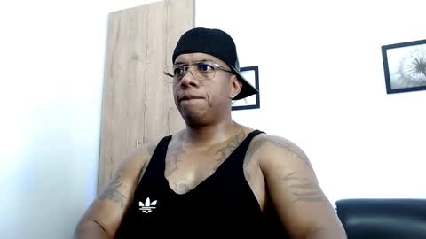 Snapshot of tom_miller chatting on 02-06-25, 05:46 Tom Miller online show from 02-06-25, 05:46