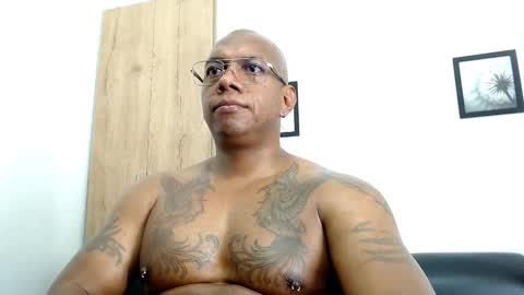 Snapshot of tom_miller chatting on 02-07-25, 08:22 Tom Miller online show from 02-07-25, 08:22