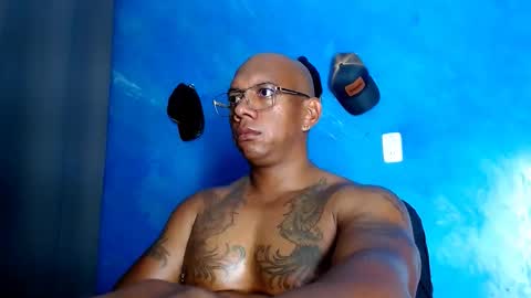 Snapshot of tom_miller chatting on 11-15-25, 03:26 Tom Miller online show from 11-15-25, 03:26