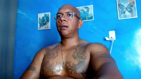 Snapshot of tom_miller chatting on 11-27-25, 02:13 Tom Miller online show from 11-27-25, 02:13