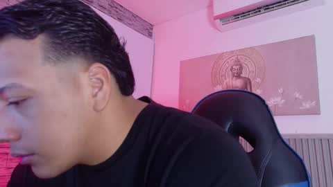 Tom muscle1 online show from 03-09-26, 11:58