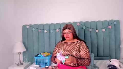 Tom Silver  online show from 01-28-25, 01:39