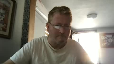 Snapshot of tomascausa chatting on 12-06-24, 06:06 Hola online show from 12-06-24, 06:06