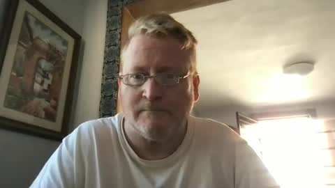 Snapshot of tomascausa chatting on 01-07-25, 06:24 Hola online show from 01-07-25, 06:24