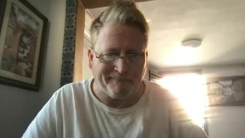 Snapshot of tomascausa chatting on 01-23-25, 05:52 Hola online show from 01-23-25, 05:52