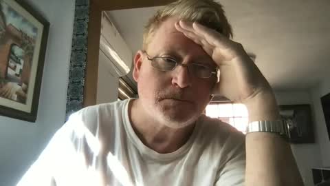 Snapshot of tomascausa chatting on 01-23-25, 09:07 Hola online show from 01-23-25, 09:07