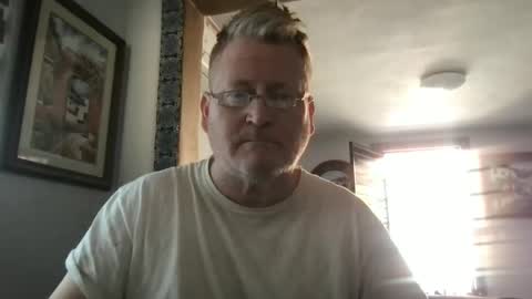 Snapshot of tomascausa chatting on 02-06-25, 05:30 Hola online show from 02-06-25, 05:30