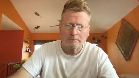Snapshot of tomascausa chatting on 03-06-25, 06:59 Hola online show from 03-06-25, 06:59