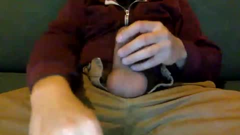 Snapshot of tombi125 chatting on 01-09-25, 07:08 tombi125 online show from 01-09-25, 07:08