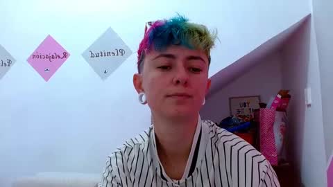 Blue online show from 10-19-25, 04:51