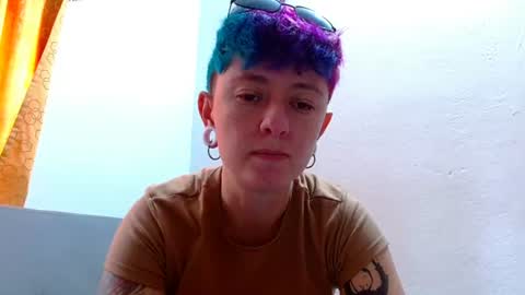 Snapshot of tomboyblue chatting on 07-02-26, 07:42 Blue online show from 07-02-26, 07:42