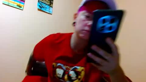 Snapshot of tomboyblue chatting on 07-22-26, 04:37 Blue online show from 07-22-26, 04:37