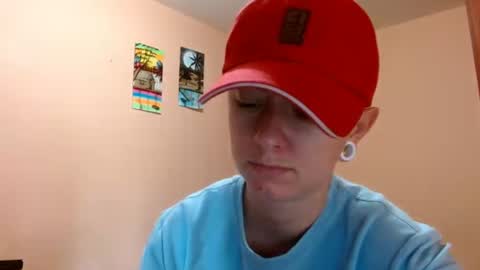 Snapshot of tomboyblue chatting on 07-28-26, 07:04 Blue online show from 07-28-26, 07:04