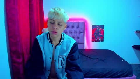 tomboygirl69 online show from 01-25-25, 06:02