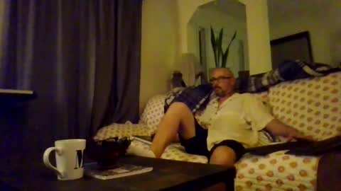 Snapshot of tomcatsawyer chatting on 04-27-26, 03:59 sirmuggsalot online show from 04-27-26, 03:59