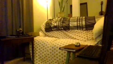 Snapshot of tomcatsawyer chatting on 05-24-26, 02:05 sirmuggsalot online show from 05-24-26, 02:05