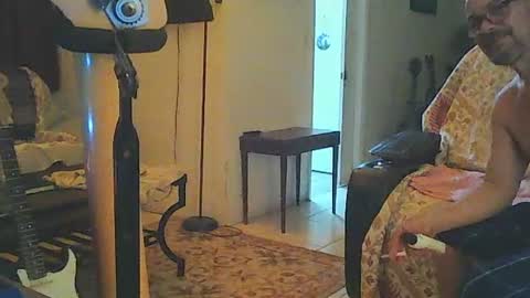 Snapshot of tomcatsawyer chatting on 07-24-26, 01:03 sirmuggsalot online show from 07-24-26, 01:03
