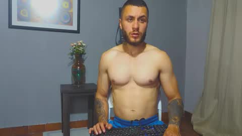 tomDavisXl online show from 01-16-26, 03:43