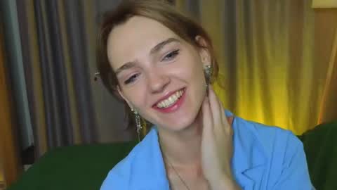 Snapshot of tomikavilandre chatting on 07-13-26, 07:16 Lana online show from 07-13-26, 07:16