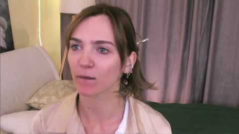 Snapshot of tomikavilandre chatting on 07-16-26, 07:09 Lana online show from 07-16-26, 07:09