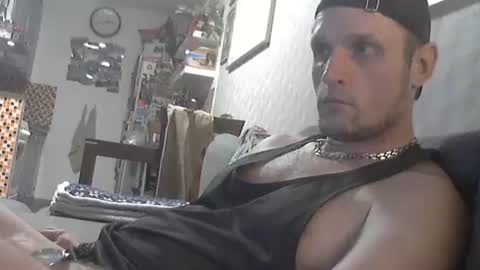 tomikprag84 online show from 01-19-26, 01:42