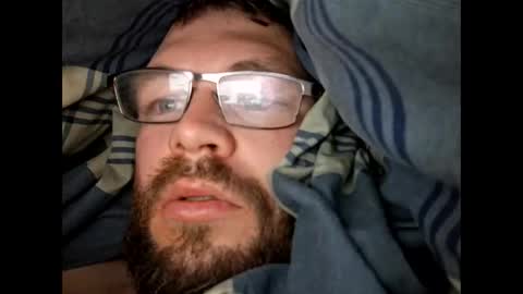 Snapshot of tomlaw1991 chatting on 05-10-26, 04:06 tomlaw1991 online show from 05-10-26, 04:06