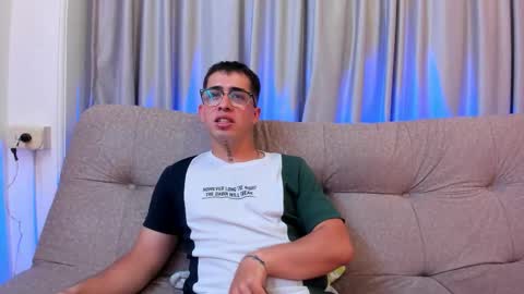 Snapshot of tommas_johnson chatting on 02-20-26, 06:26 Tomas online show from 02-20-26, 06:26