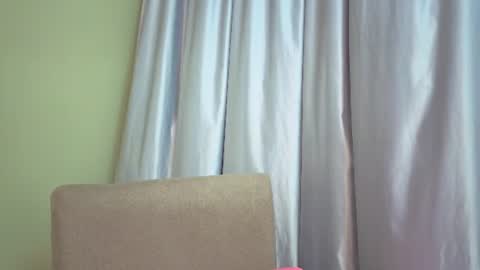 Snapshot of tommas_johnson chatting on 07-15-26, 12:10 Tomas online show from 07-15-26, 12:10