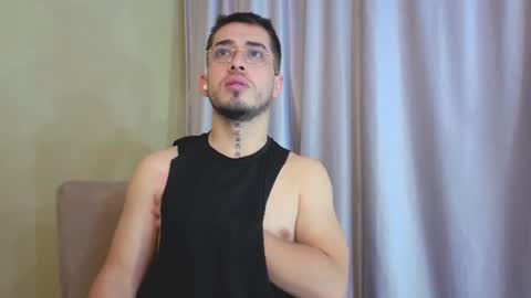 Snapshot of tommas_johnson chatting on 07-17-26, 12:12 Tomas online show from 07-17-26, 12:12