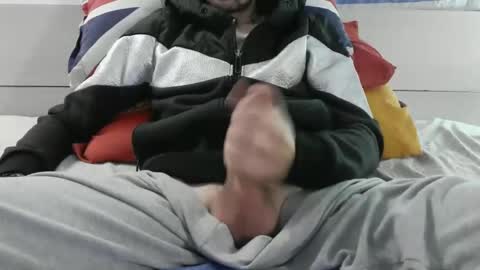 Snapshot of tommaso9046 chatting on 11-27-25, 05:26 tommaso9046 online show from 11-27-25, 05:26