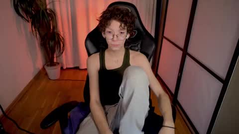 Tommie online show from 02-23-25, 05:56