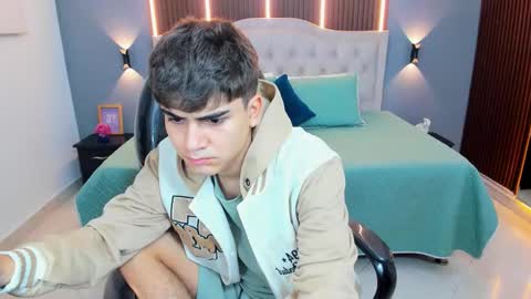 Tommy  online show from 02-17-26, 03:36