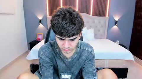 Snapshot of tommy18__ chatting on 07-02-26, 03:17 Tommy online show from 07-02-26, 03:17