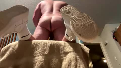 tommy4inch online show from 04-16-26, 04:41