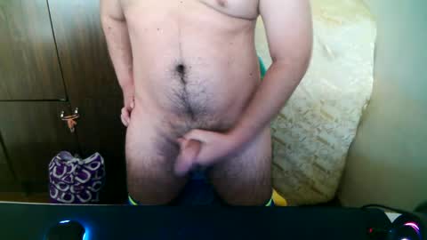 Snapshot of tommy99gg chatting on 06-10-26, 10:25 tommy99gg online show from 06-10-26, 10:25