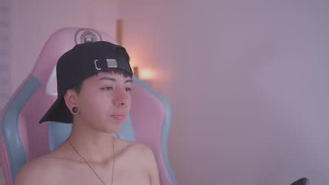 Blue  online show from 11-24-25, 12:27