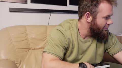 Snapshot of tommy_burnzzz chatting on 12-07-24, 09:28 tommy burnzzz online show from 12-07-24, 09:28