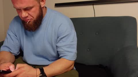 Snapshot of tommy_burnzzz chatting on 03-12-25, 05:28 tommy burnzzz online show from 03-12-25, 05:28