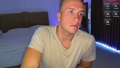 Snapshot of tommy_cumfinger chatting on 07-12-26, 03:08 Tommy online show from 07-12-26, 03:08