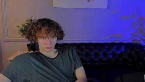 Tommy online show from 11-28-25, 03:36