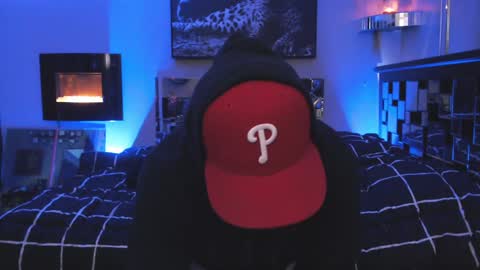 Snapshot of tommy_knuckles chatting on 12-25-24, 12:47 Tommy online show from 12-25-24, 12:47