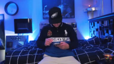 Snapshot of tommy_knuckles chatting on 01-01-25, 02:42 Tommy online show from 01-01-25, 02:42