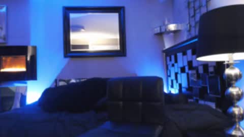 Snapshot of tommy_knuckles chatting on 02-14-25, 06:45 Tommy online show from 02-14-25, 06:45