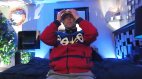 Snapshot of tommy_knuckles chatting on 02-28-25, 03:26 Tommy online show from 02-28-25, 03:26