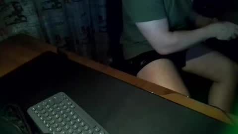 Tommi Li online show from 01-07-25, 01:24