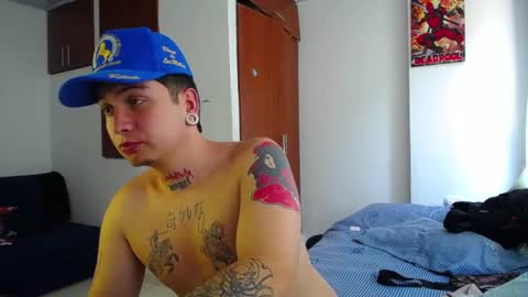 Snapshot of tommy_sins619 chatting on 01-18-25, 07:37 Dirty Tommy online show from 01-18-25, 07:37