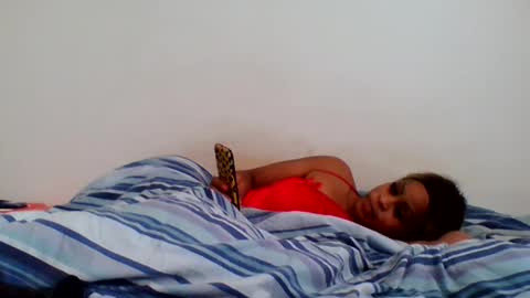 Snapshot of tommyandtomara chatting on 06-08-26, 04:18 tommyandtomara online show from 06-08-26, 04:18